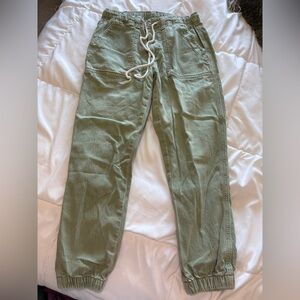 american eagle joggers